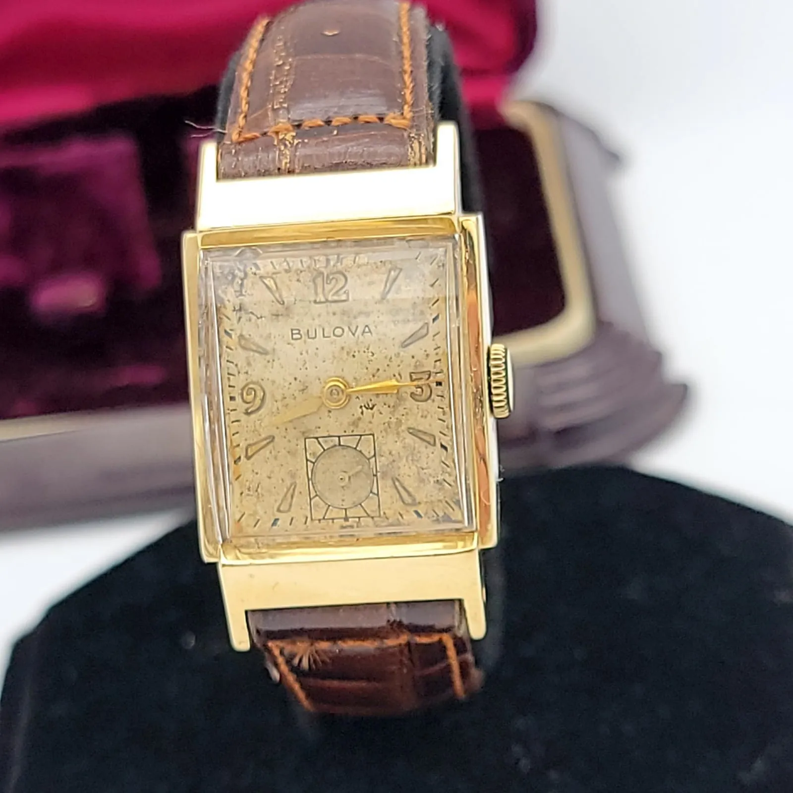 1946 BULOVA Douglas "B" 21 Jewels - In BOX!