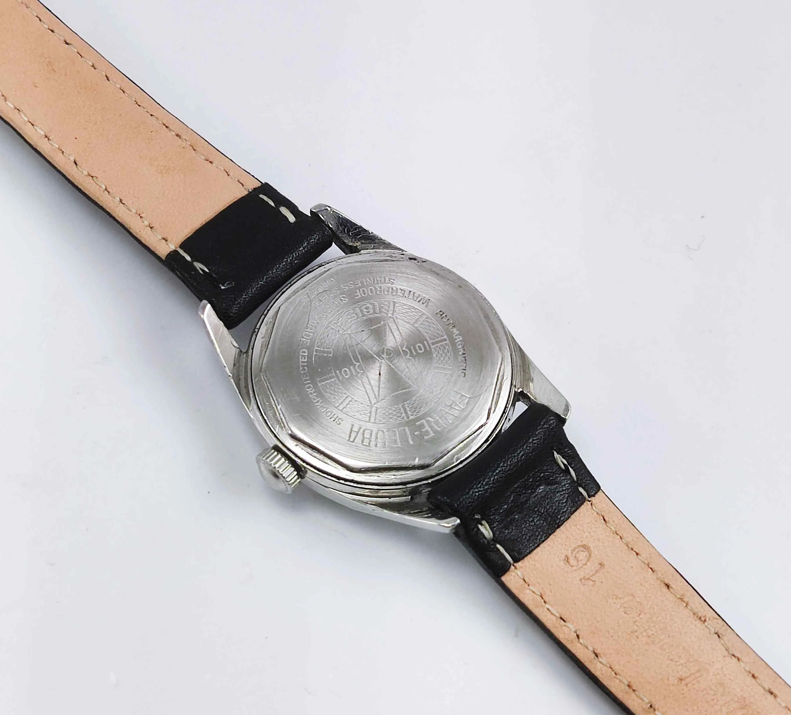 Favre Leuba Geneve Sea king 111 Cream Color Dial HandWinding 17 Jewels Watch