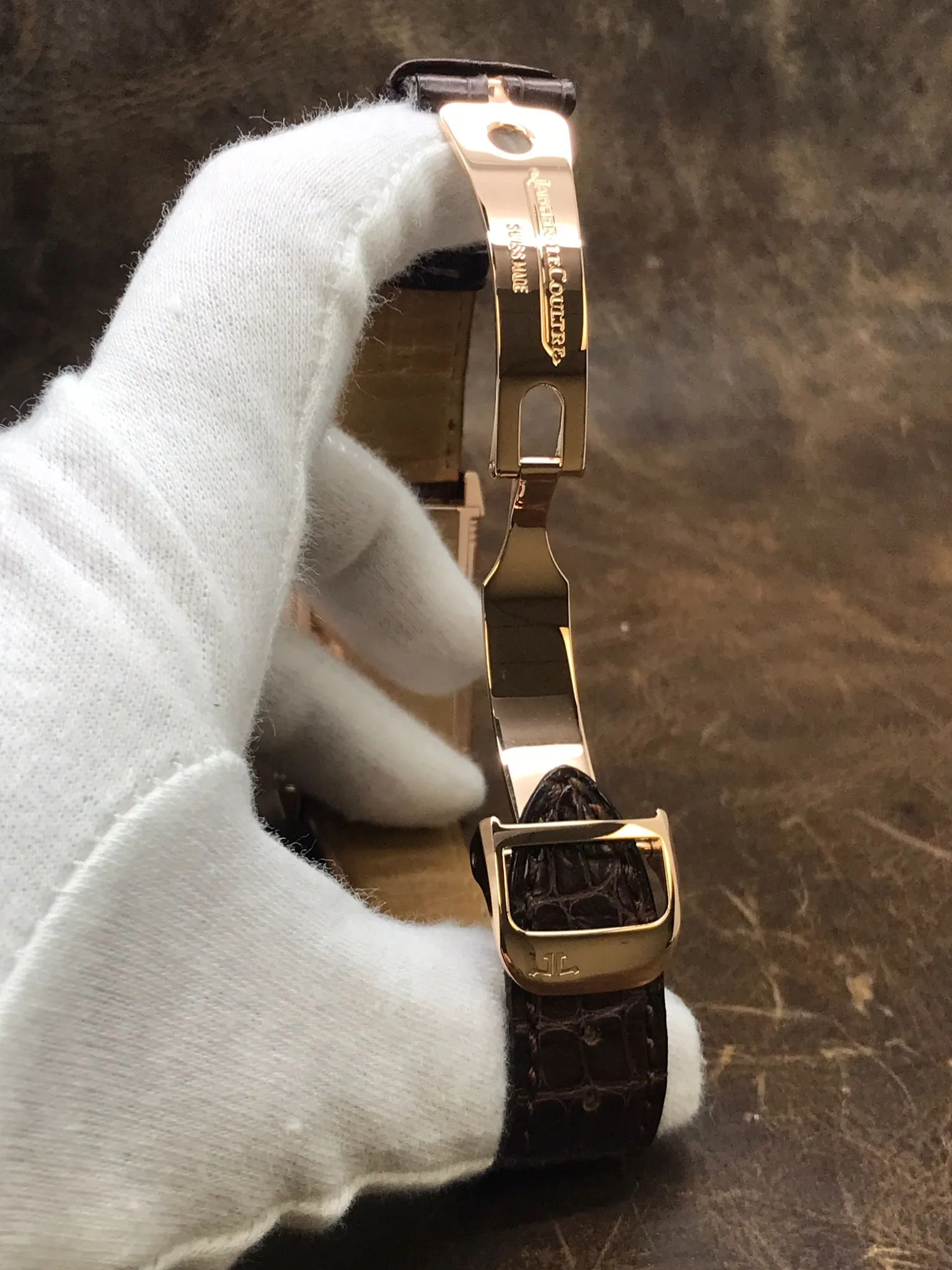 Jaeger-Lecoultre Reverso 18K Rose Gold 270.2.62 Silver Dial Manual winding Men's Watch