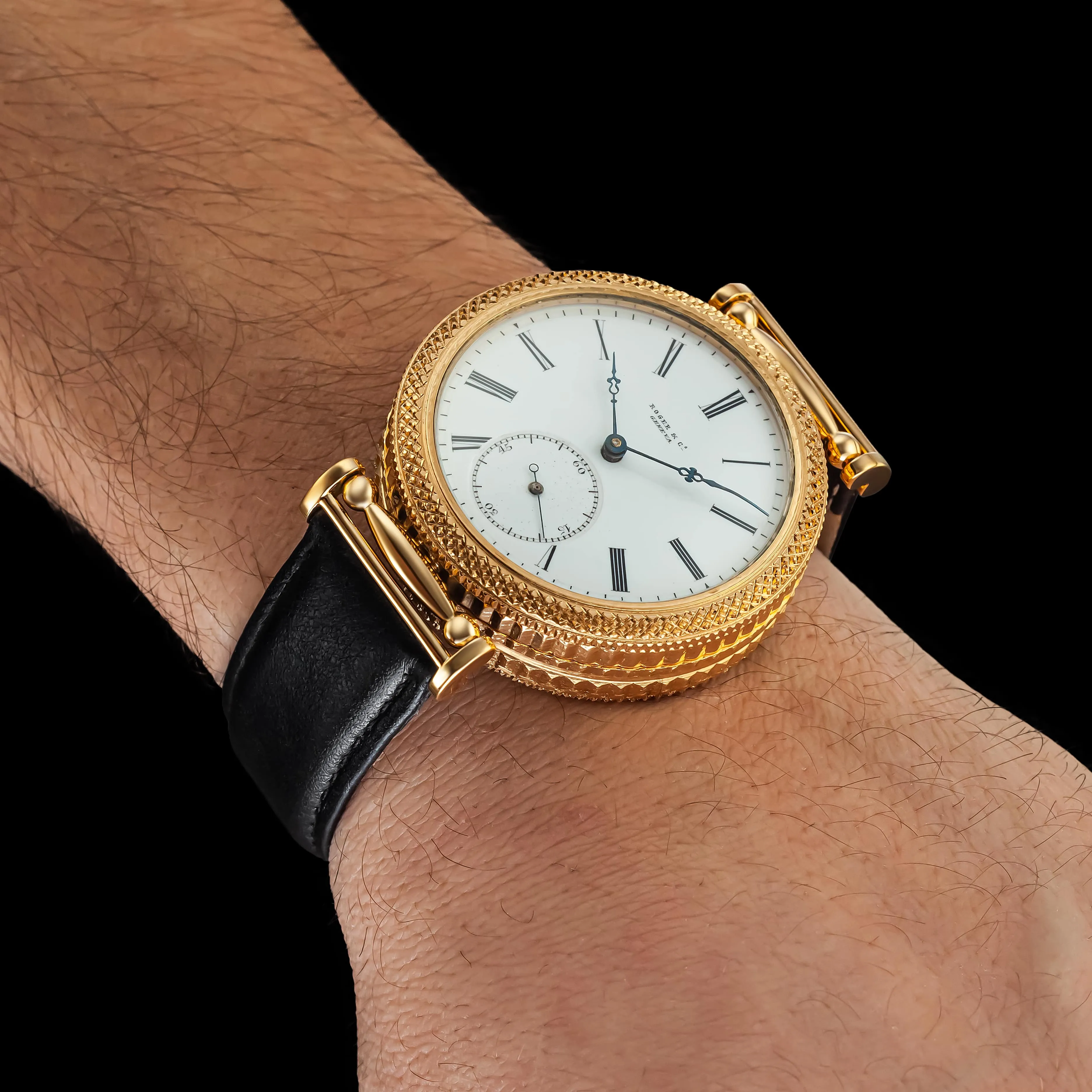 KEY WIND Men's Wristwatch Vintage ROGER & Co., GENEVA Mechanical Movement
