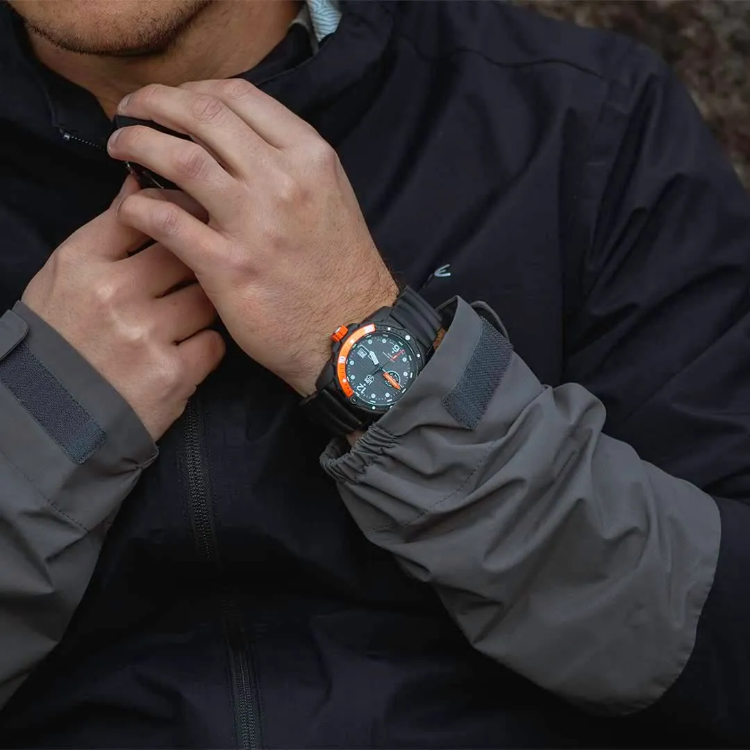 Luminox Men's Bear Grylls Survival Black 42mm Analog Dive Watch