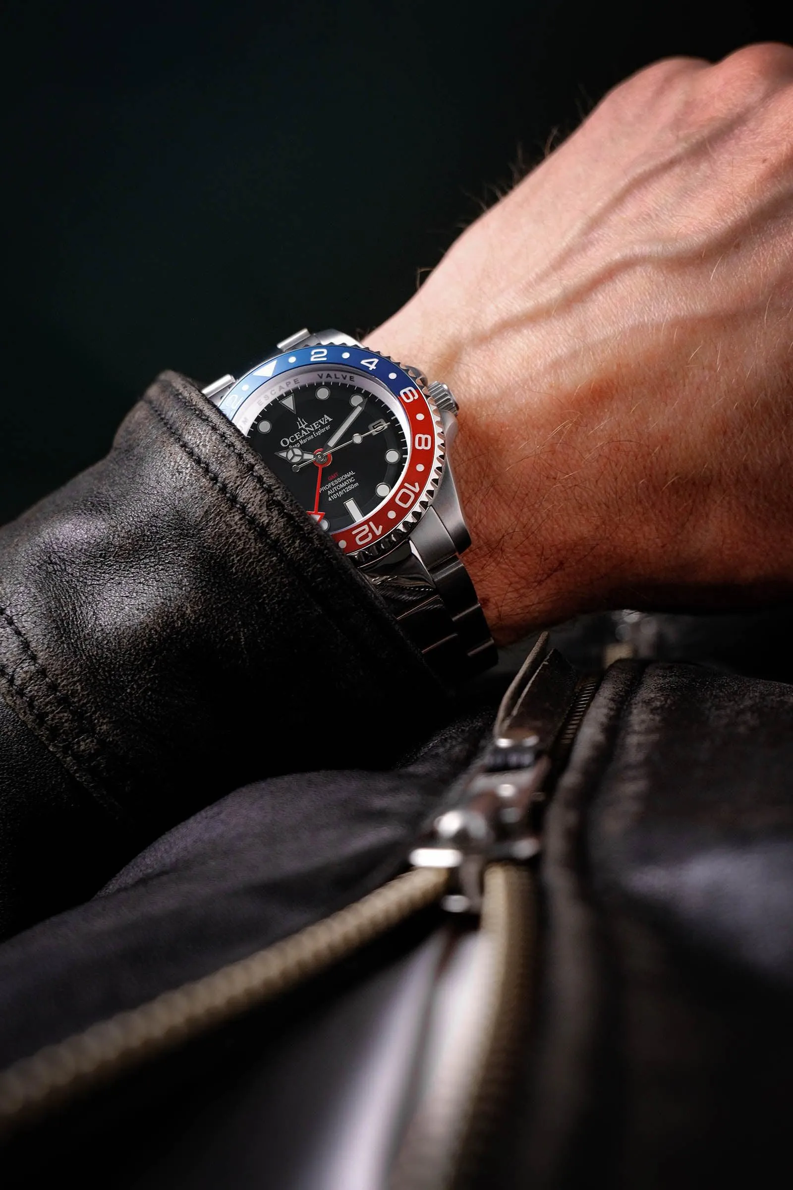 Oceaneva Automatic GMT Watch - Deep Marine Explorer - GMT Watch