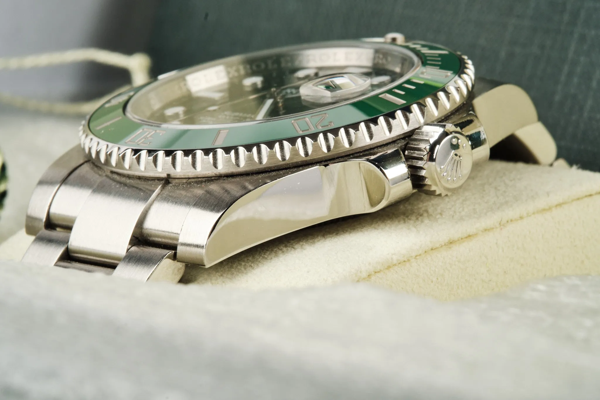 ROLEX Submariner "HULK" 116610LV