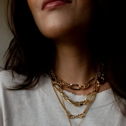 Violette Chain Necklace in Gold